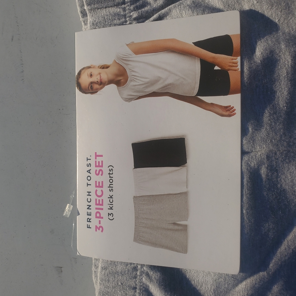 NWT 3 Pack Girls Shorts Availble in S M L